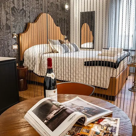 La Romantic Private Escape In Apartment