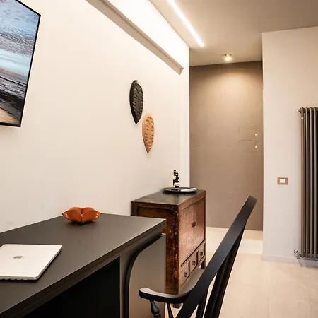 La Romantic Private Escape In